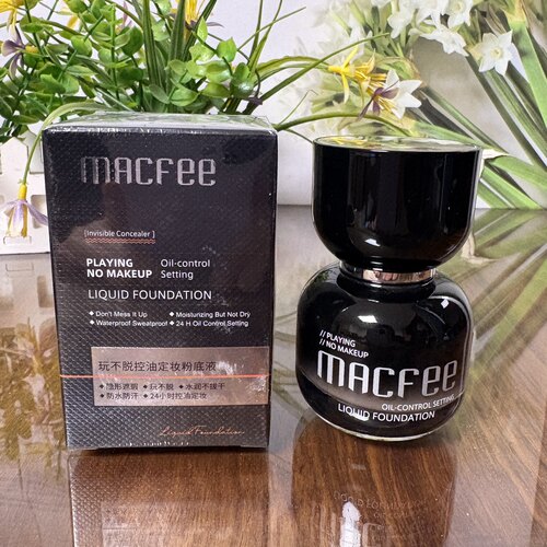 Macfee玛蔻霏玩不脱控油定妆粉底液防水防汗遮瑕提亮持妆不易卡粉