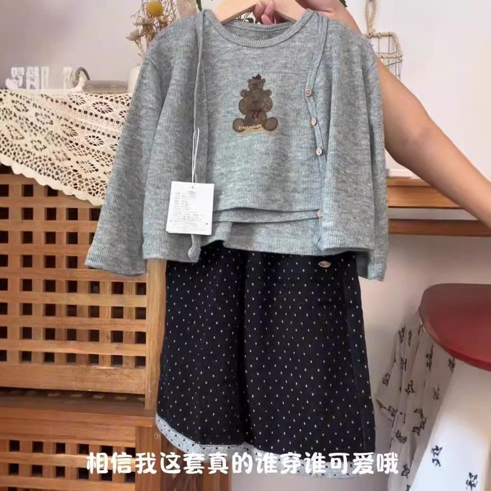 女童套装春秋款新款洋气儿童针织开衫卡通背心波点阔脚裤三件套