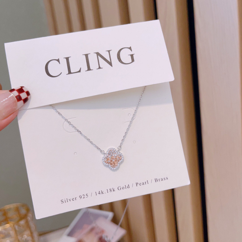 2023新款四叶草镶锆石项链