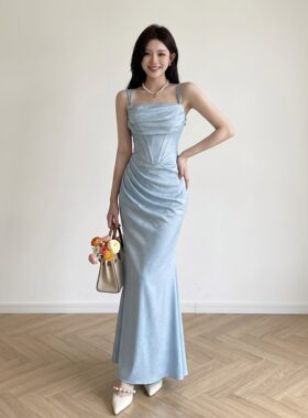 法式修身蓝色吊带连衣裙女