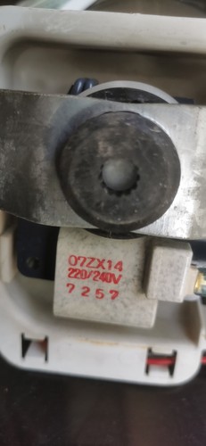 YZF5-13 07zx14  ZCF-120  yj2-15-1冰箱冰柜交流电机TYPEF61-10M