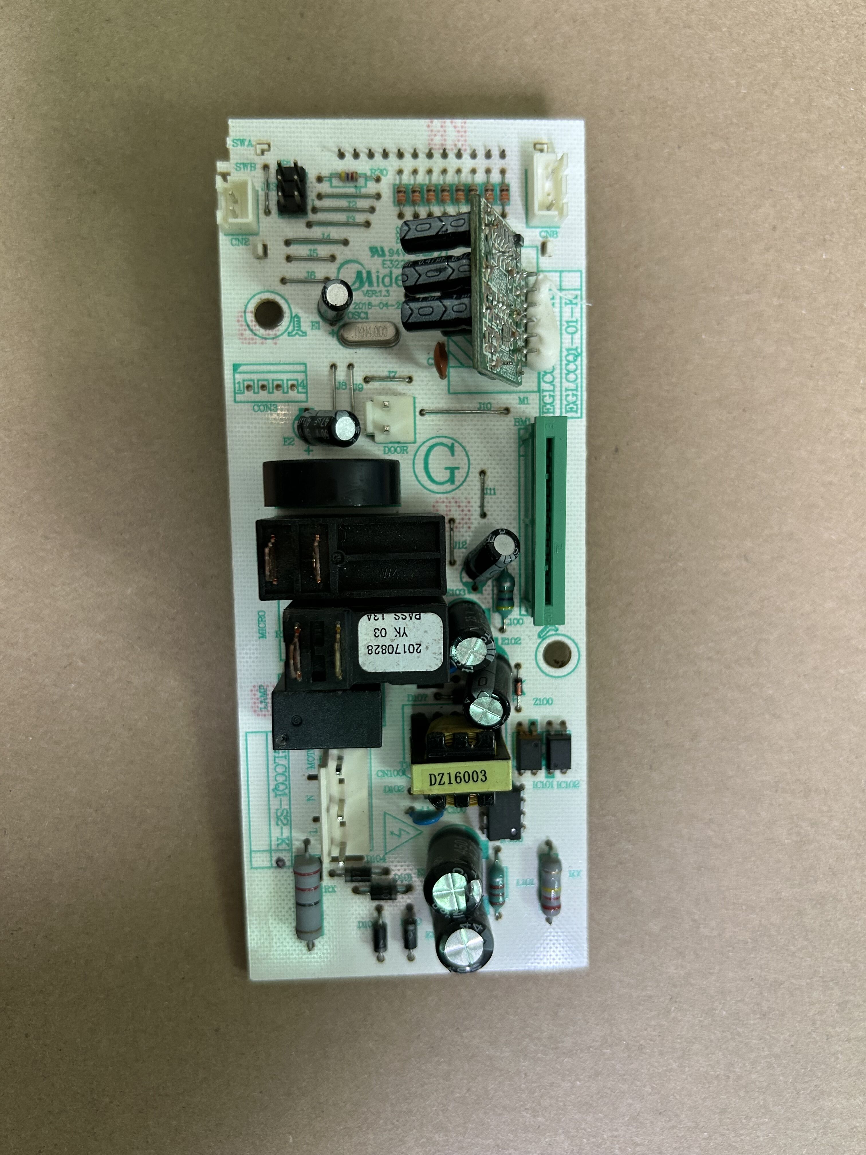 美的M3-L233B M3-232B微波炉EGLCCQ1-01-K EGLCCQ1-S2-K电脑板