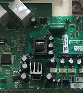 海信日立多联机压缩机驱动器RAS-224FSN6Q 17B43207A