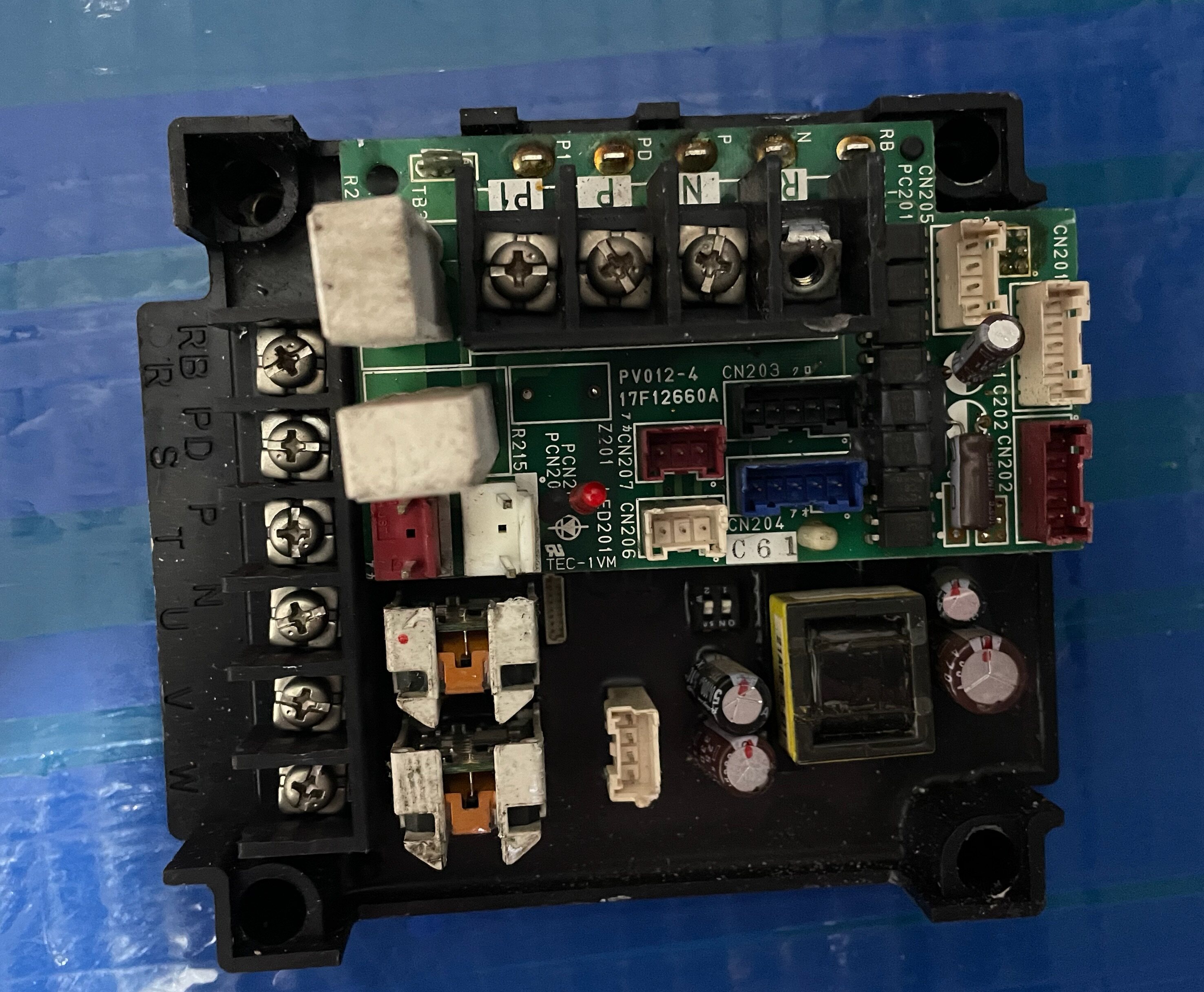 日立RAS-160FSVGQ变频模块 HS30A1F06 PV012-2 PV012-4 风机模块