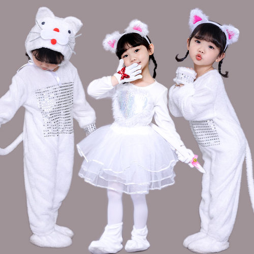 男女元旦小猫咪学猫叫小动物舞