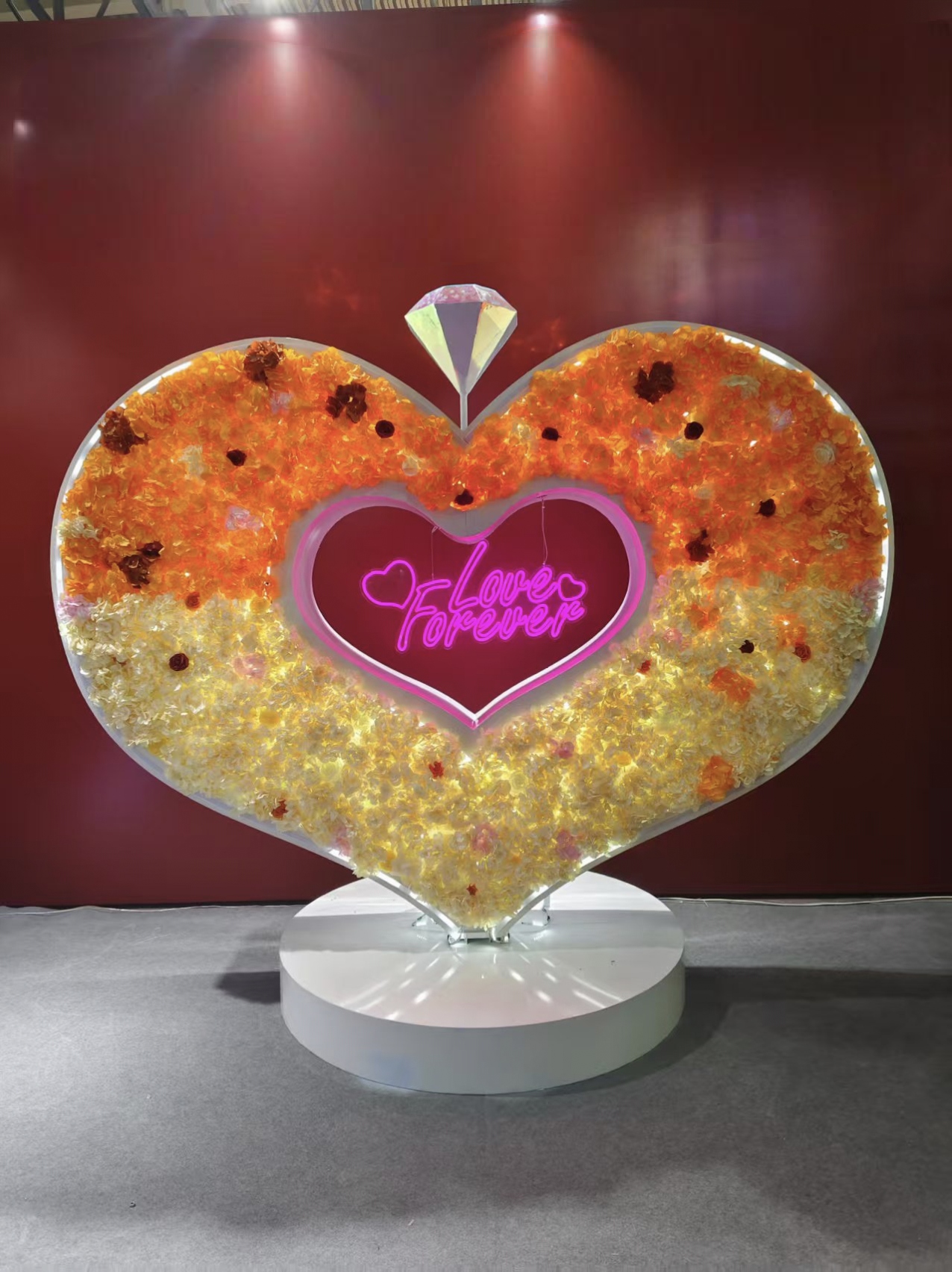 婚庆道具婚礼堂铁艺爱心发光大型灯箱背景奥斯卡主题舞台装饰