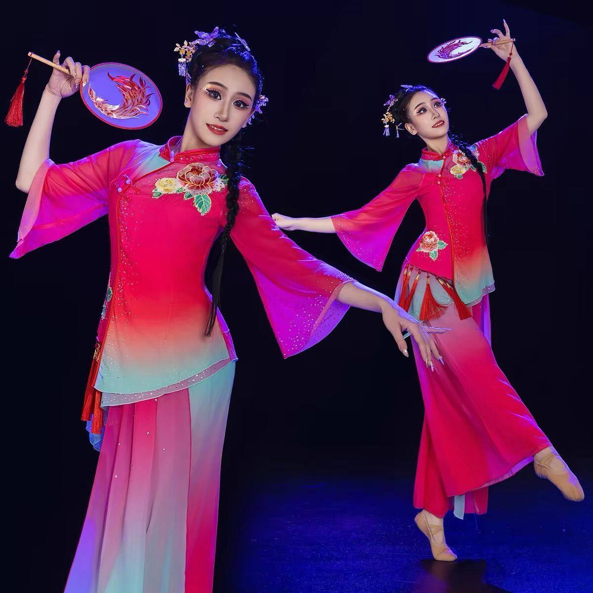 新款广场演出服中国扇子舞秧歌鼓舞舞蹈中老年古典舞表演套装