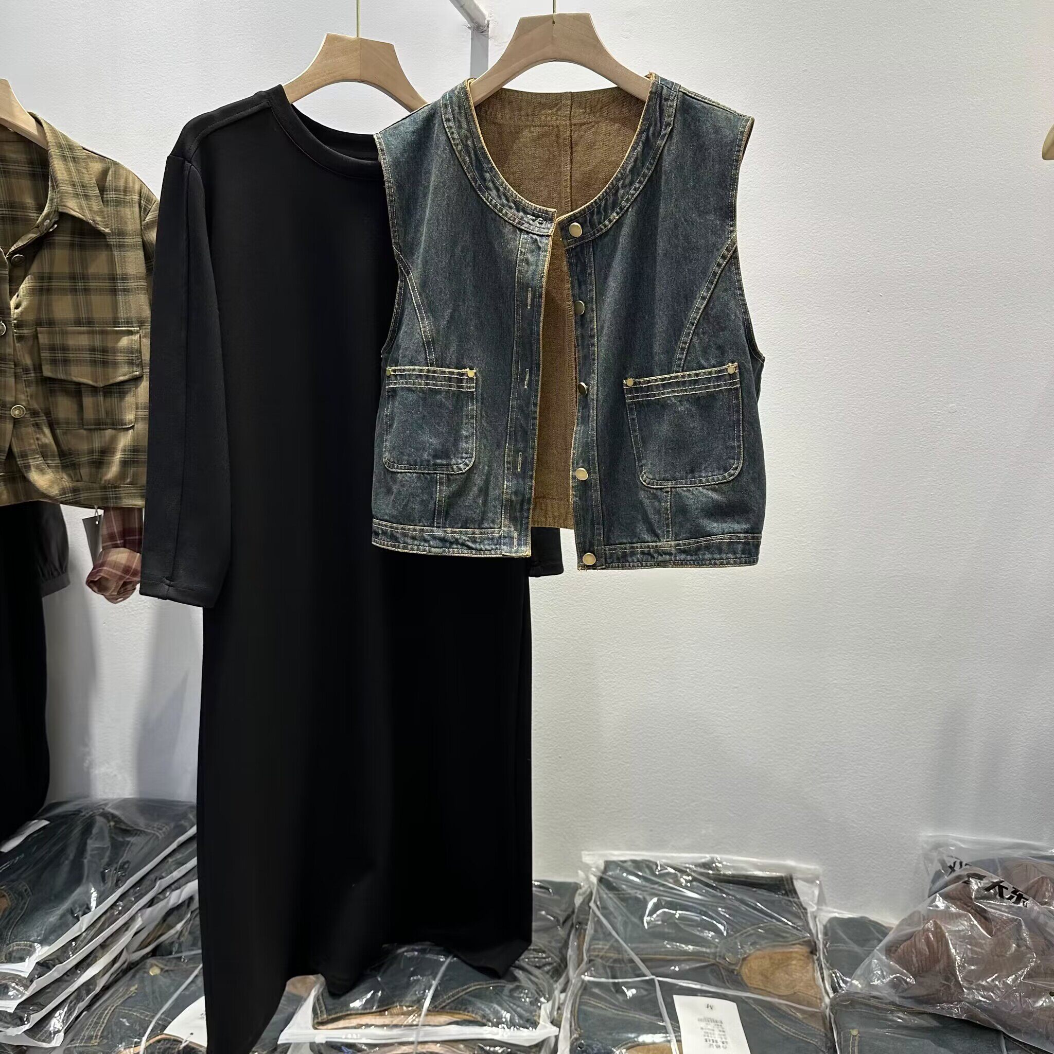 深蓝衣族正品牛仔马甲连衣裙两件套女时尚宽松修身显瘦休闲长裙