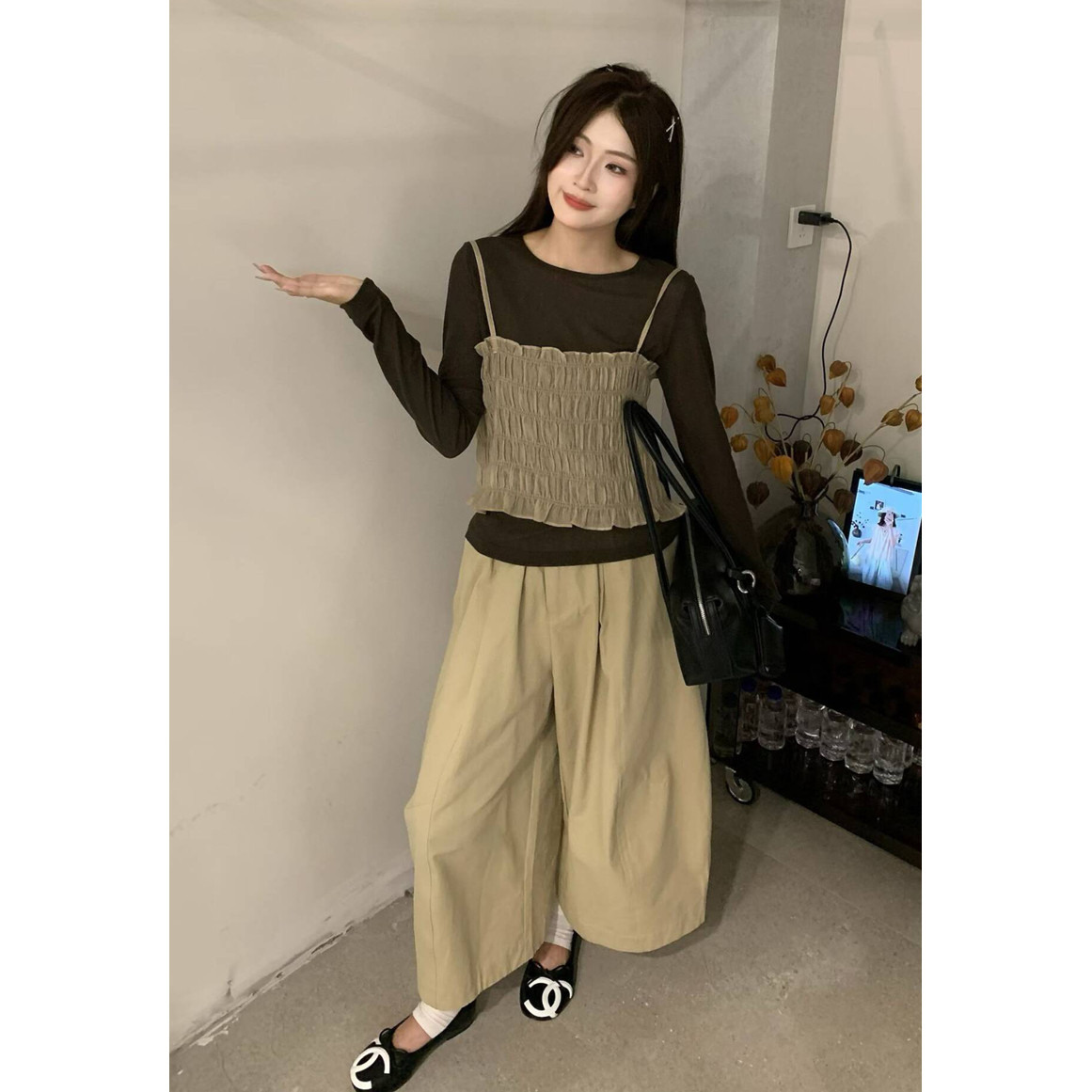 早秋新款韩系简约圆领纯色打底衫+压褶吊带背心两件套套装
