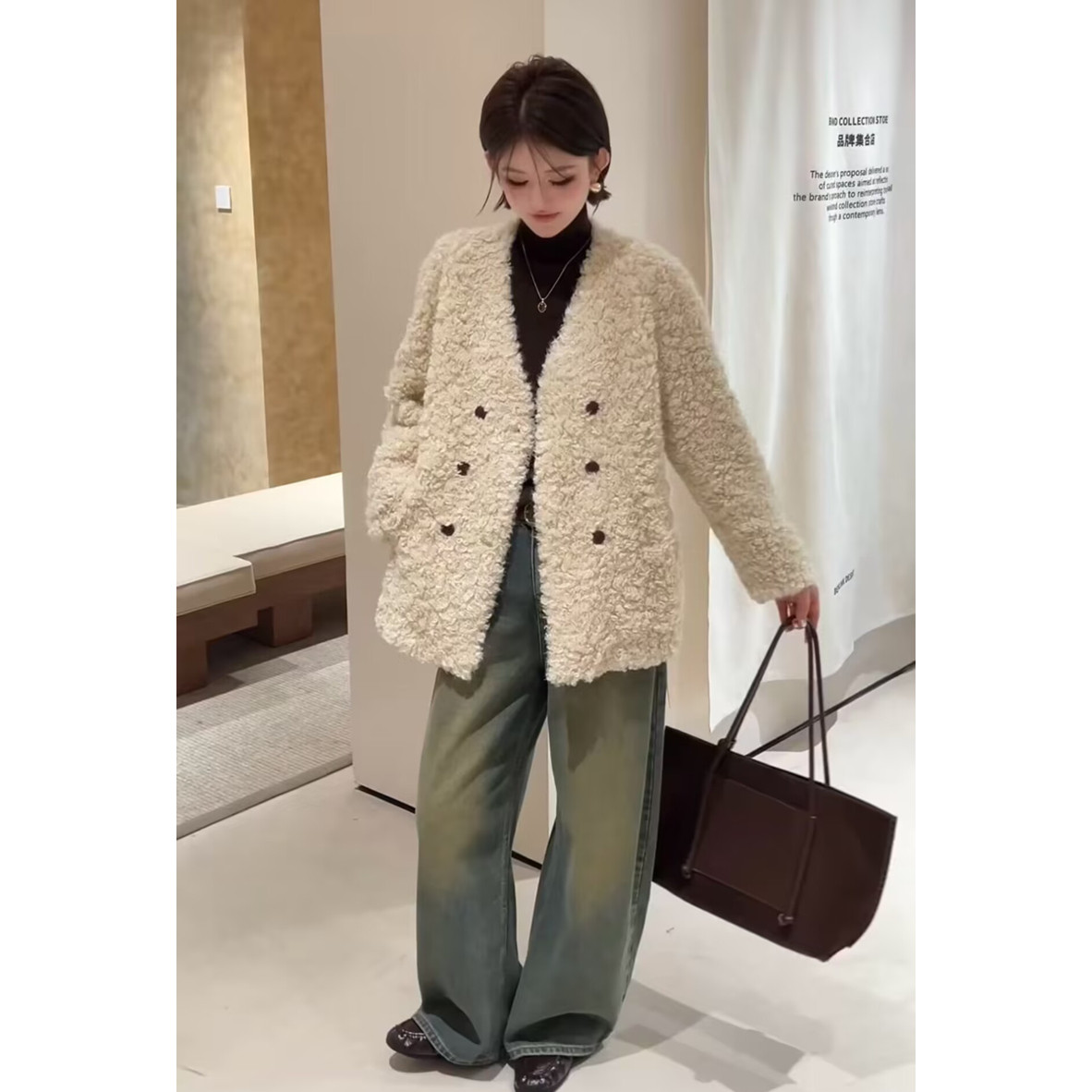 韩版慵懒风软糯羊羔毛外套女中长款皮草外套V领皮毛一体2026冬潮