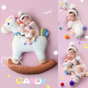 影楼马年月子照主题新生儿摄影服装马宝宝拍照衣服糖果色马玩偶