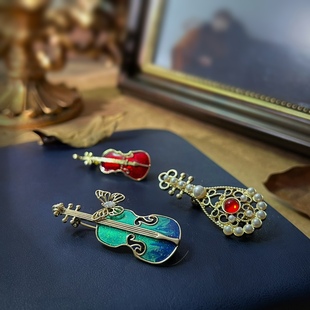 古色古香提琴胸针气质复古蝴蝶琴别针精美音乐符号胸花领口防走光