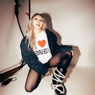 2ne1朴山多拉CL朴春孔敏智演唱会同款应援短袖衣服文化T恤周边