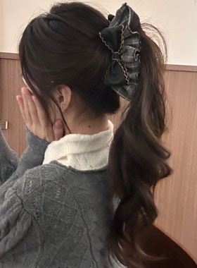 韩系灰色蝴蝶结褶皱蕾丝香蕉夹