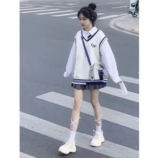 三件套装女秋冬季小个子英伦风学生撞色针织马甲jk衬衫高腰百褶裙