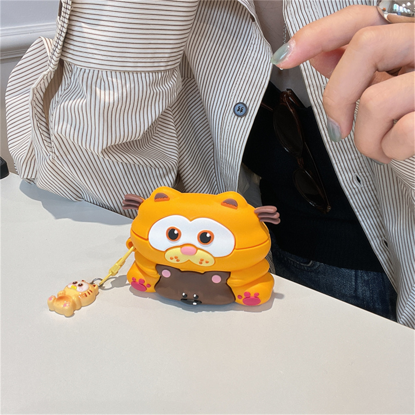 可爱卡通加菲猫耳机保护套