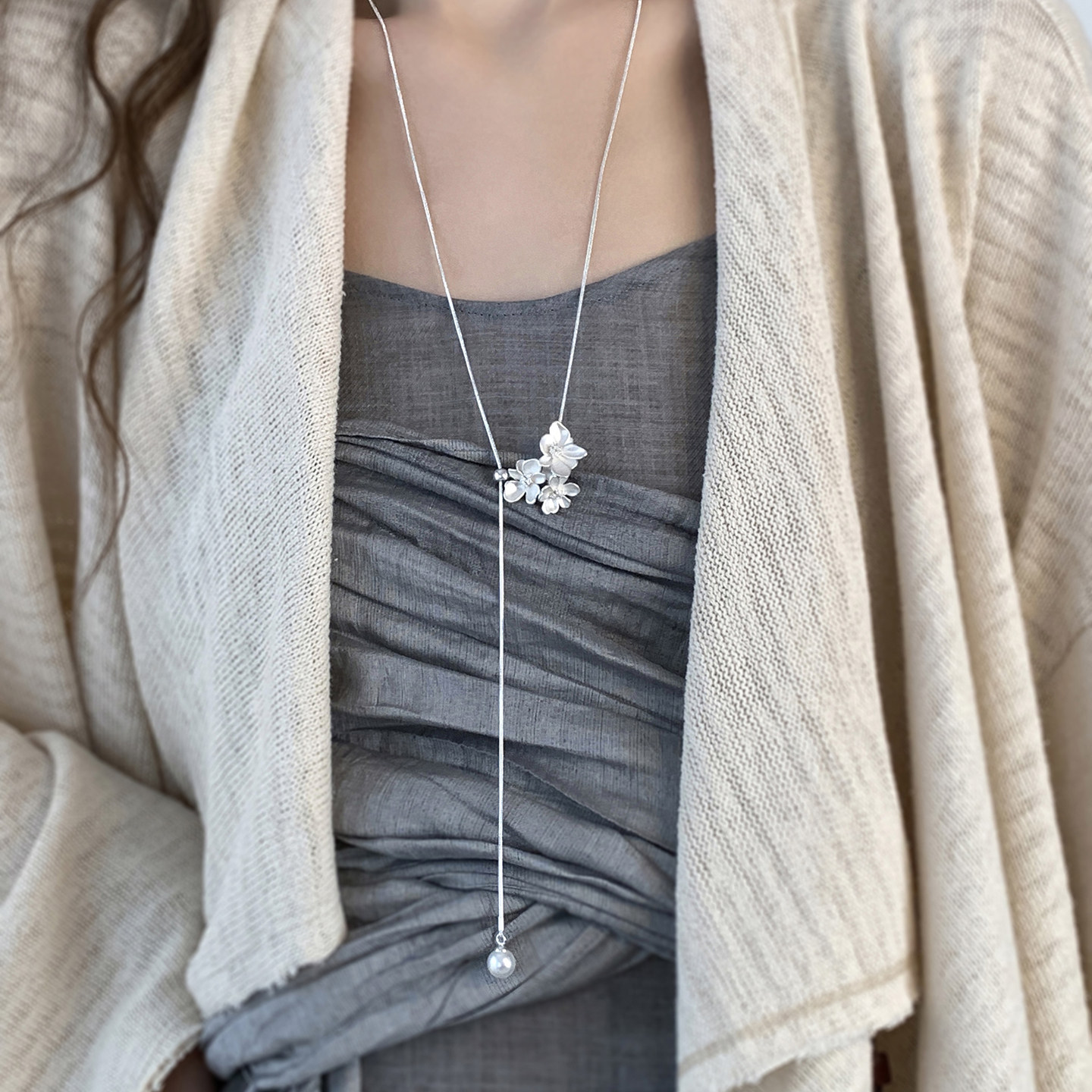 迷度原创手捧花项链清冷长款毛衣链女精致锁骨链N戴气质简约女款