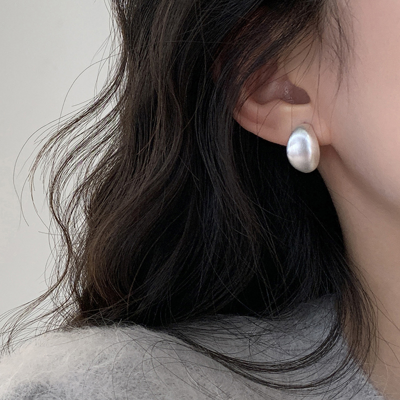 冷淡风高级感简约拉丝耳钉耳饰