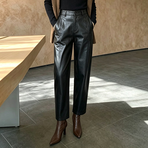 复古酷飒风高腰皮裤女2026秋季新款黑色修身显瘦九分哈伦裤通勤潮