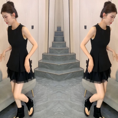 赫本风时尚两件套2026年夏季新款气质女神无袖收腰蓬蓬裙+短裤潮