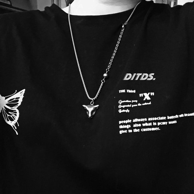 潜入深海牛年礼物王一博同款吊坠