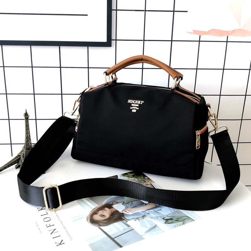 22新款时尚牛津布枕头包休闲帆布包包大容量单肩女包超轻便斜挎包