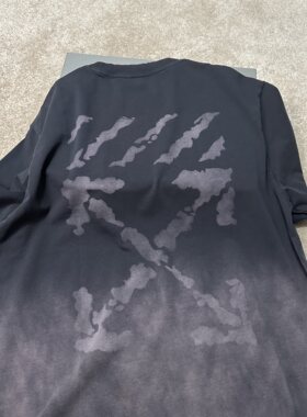 OFF水洗炒色箭头字母纯棉宽松T恤