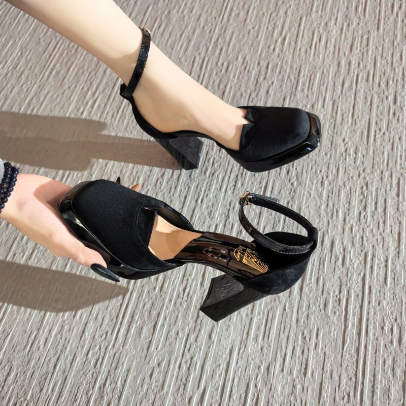 绒面黑色高跟鞋女2025新款气质高级不累脚小个子防水台一字带粗跟