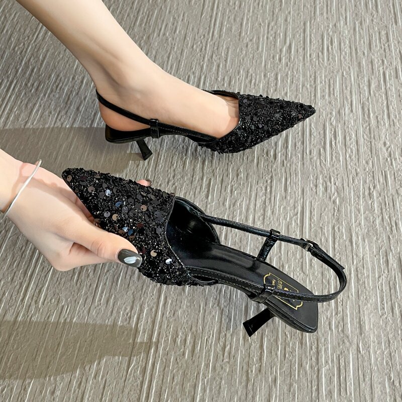 黑色小高跟鞋女2025新款夏季亮片法式绝美尖头细跟配裙子包头凉鞋