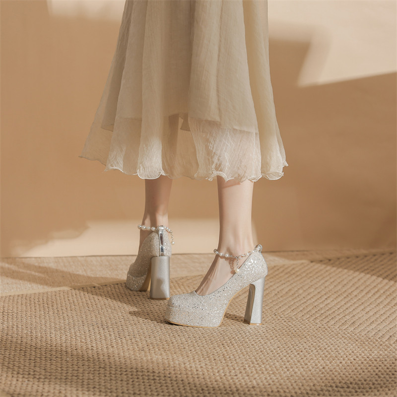 小个子防水台高跟鞋婚鞋水晶高跟不累脚绝美单鞋女粗跟厚底配婚纱