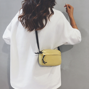 简约时尚帆布小包女2025新款休闲百搭通勤旅游出行手机斜挎小方包