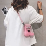 Мультяшные сапоги, обувь, сетчатая сумка через плечо, небольшой дизайнерский мобильный телефон, сумка для телефона, популярно в интернете