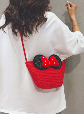 夏天红色可爱草编包包女2025新款小众手机包海边编织斜挎小水桶包