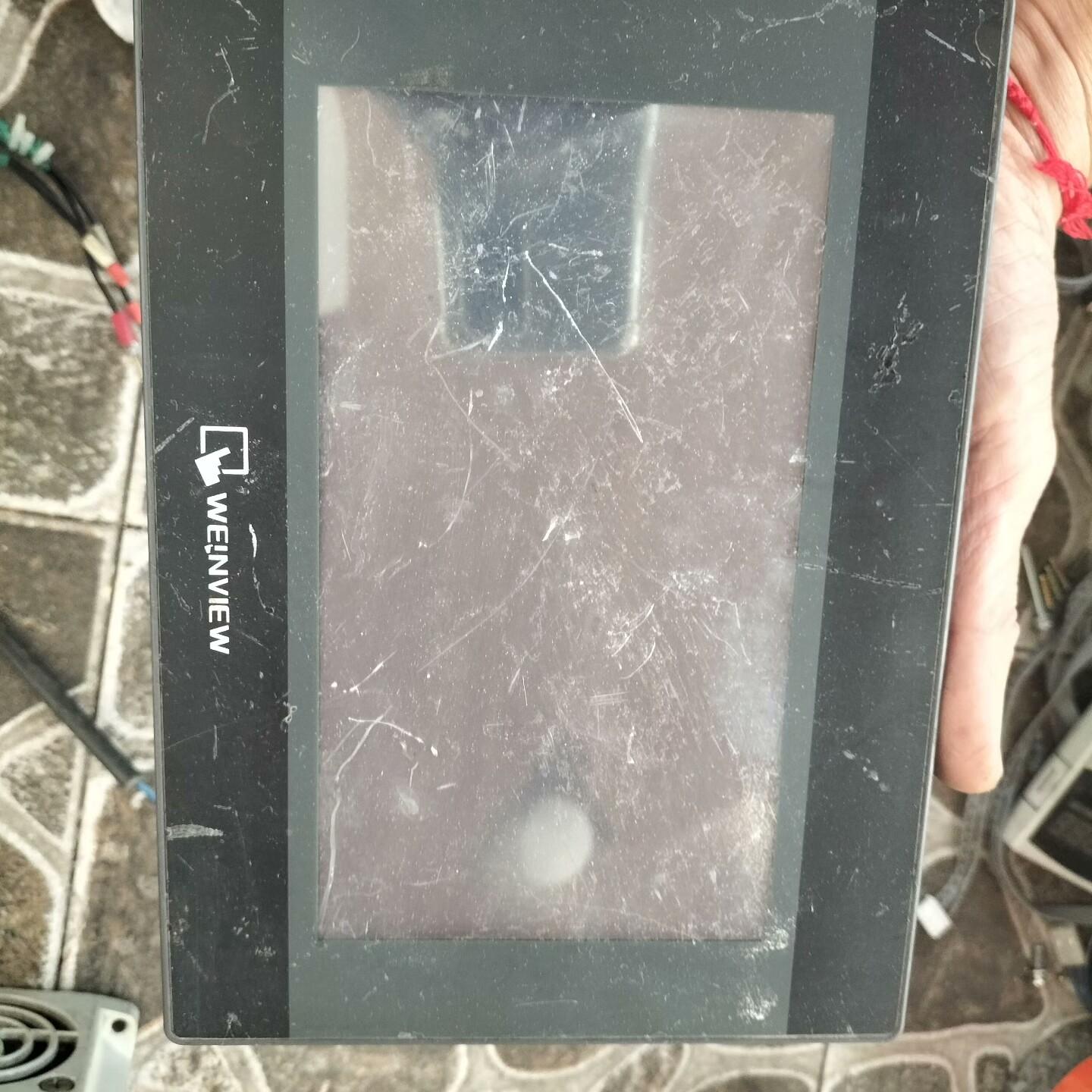 威纶TK6070ip触摸屏 功能包好外观完好实物图。