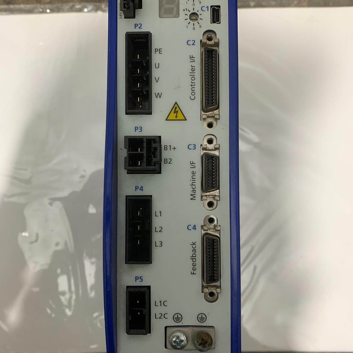 雅科贝思驱动器、ASD240－1028E2J1、成色如图功能