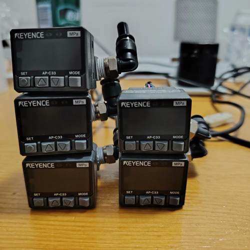 数显压力传感器 AP-C33。