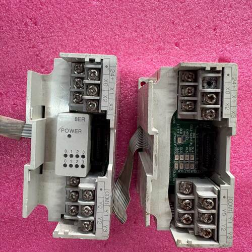 FX2N-8ER PLC模块 日本拆机