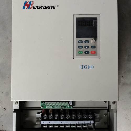 易驱变频器   型号ED3100-4T0220M/4T030