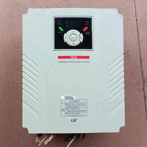LS变频器SV055IG5A-4  5.5KW