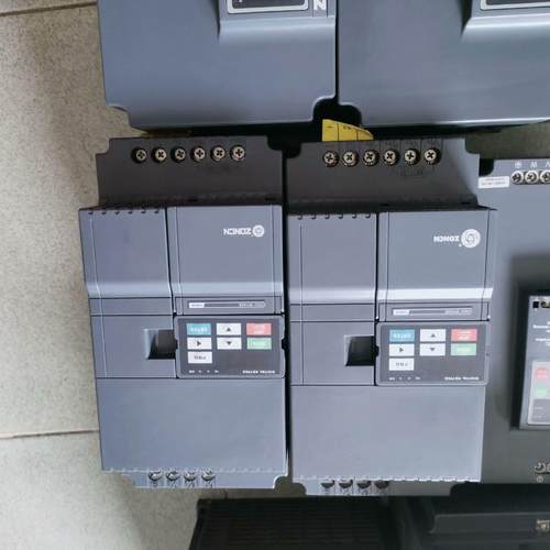 众辰变频器Z2400T-15GY