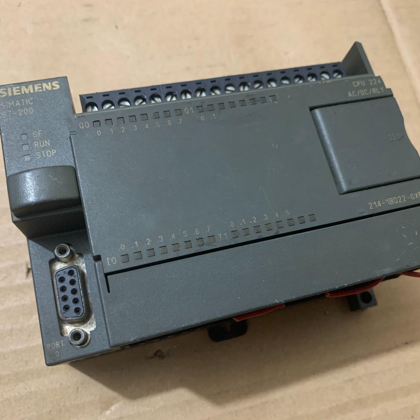 PLC  1P6ES7  2141BD22-0XB