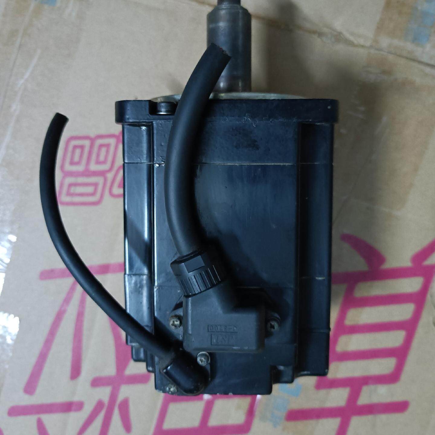 安川750w伺服电机SGM7J-08A7C6S 成色外观实物