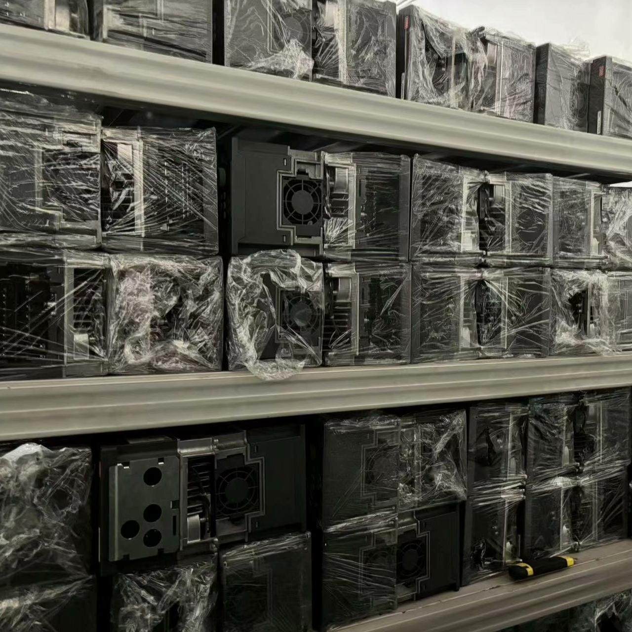 变频器FR-A740-00040-NA 9新、现货、