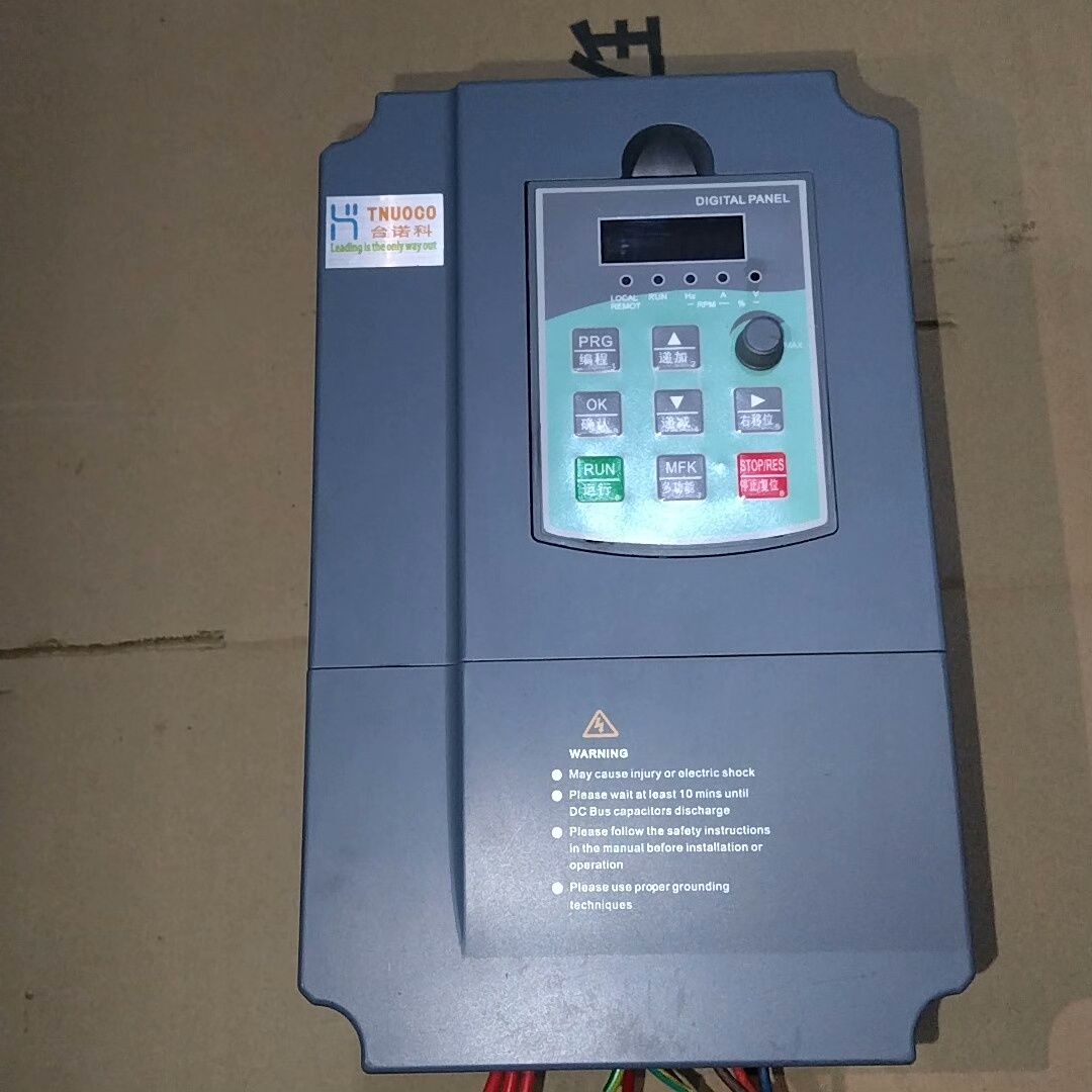 台诺科变频器 TNC2800-4TG4.0KW/P5.5KW