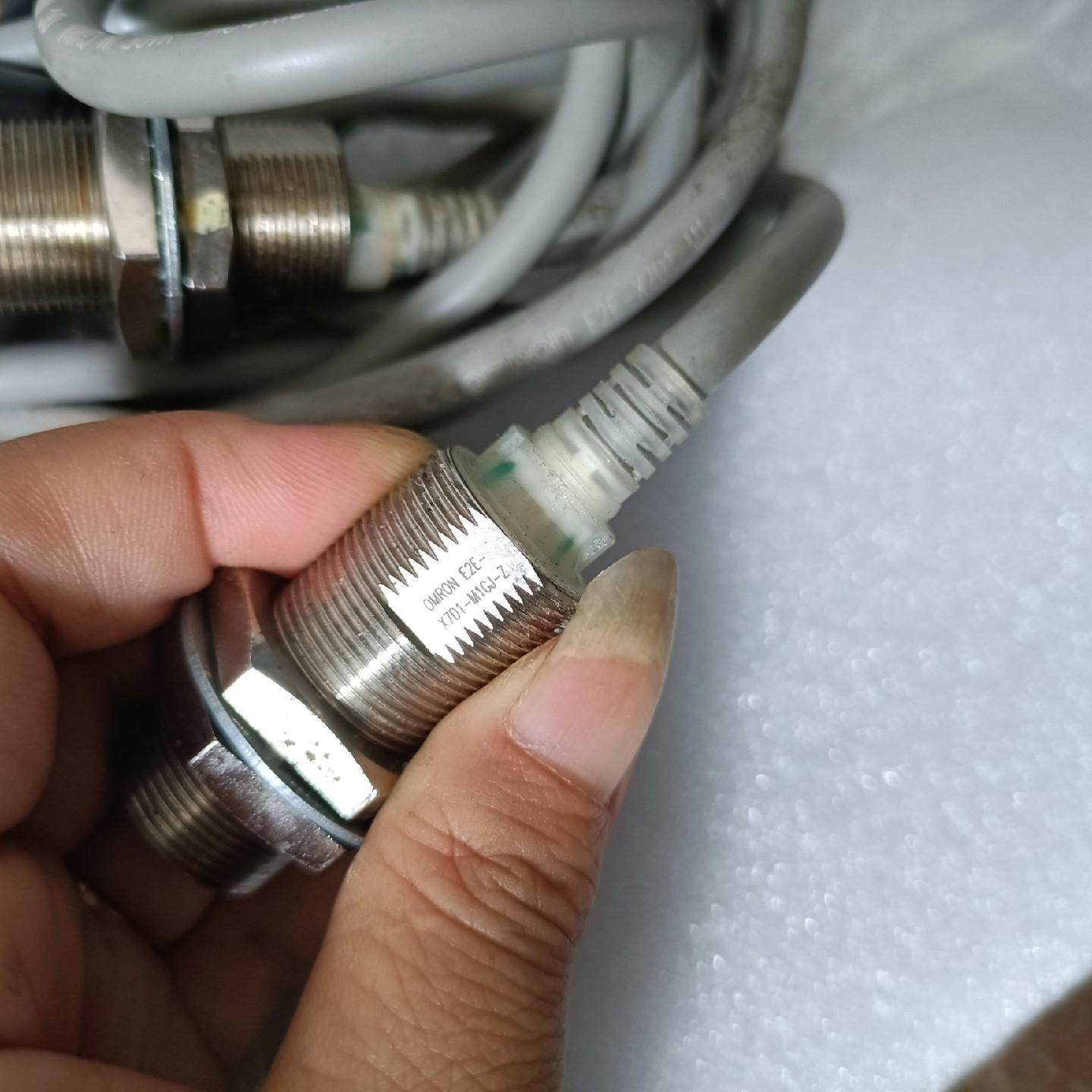 拆机接近开关 E2E-X7D1-M1GJ－Z有19