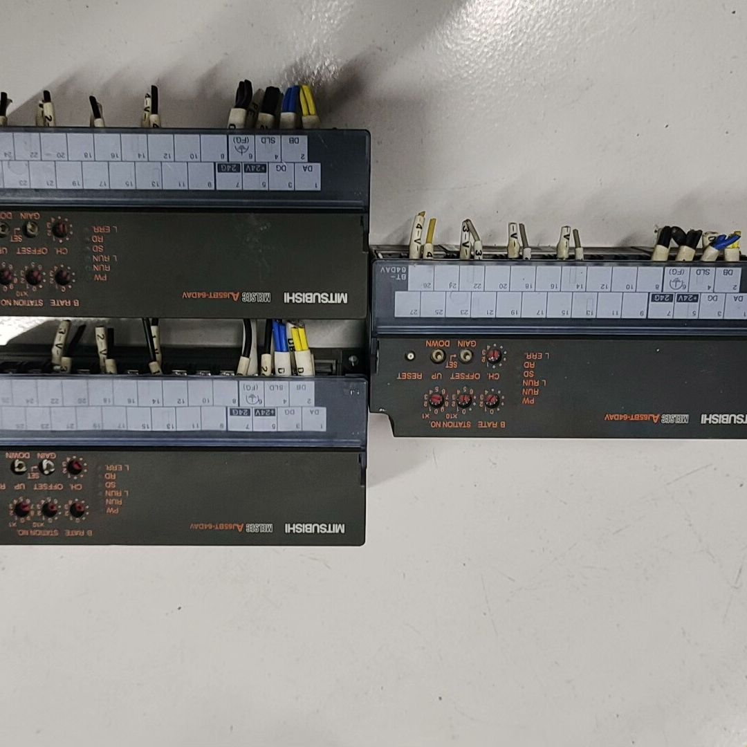 AJ65BT-64DAV模拟量输出模块 拆机 现货三