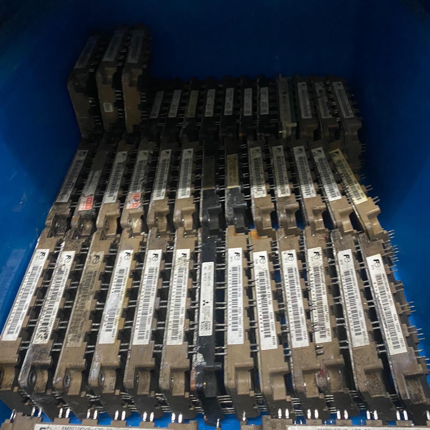 6MBI100VB-120-50 现货功能包好