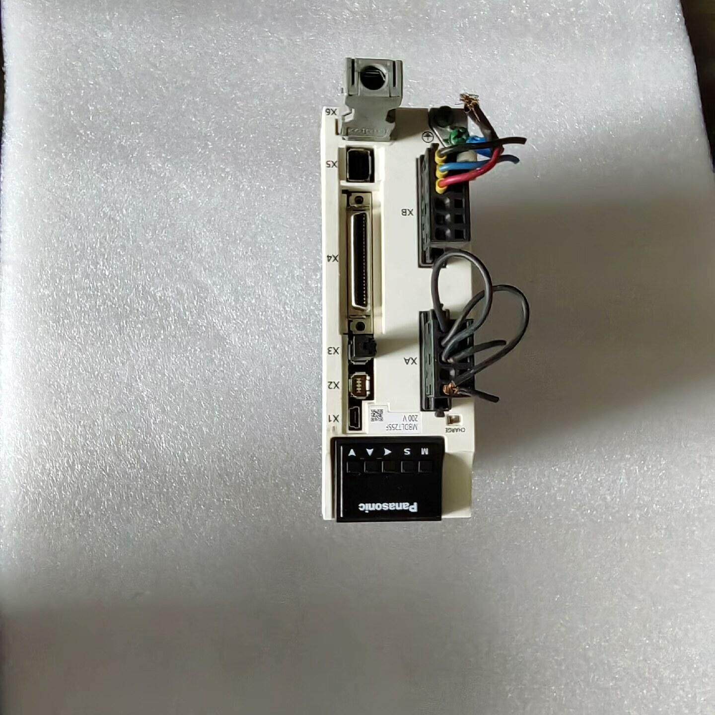 拆机松下MBDLT25SF伺服驱动器  功能包好 成色好