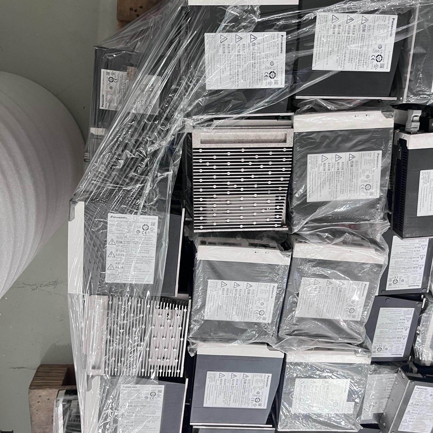 伺服MCDKT3520E MHMJ082G1U MHMJ