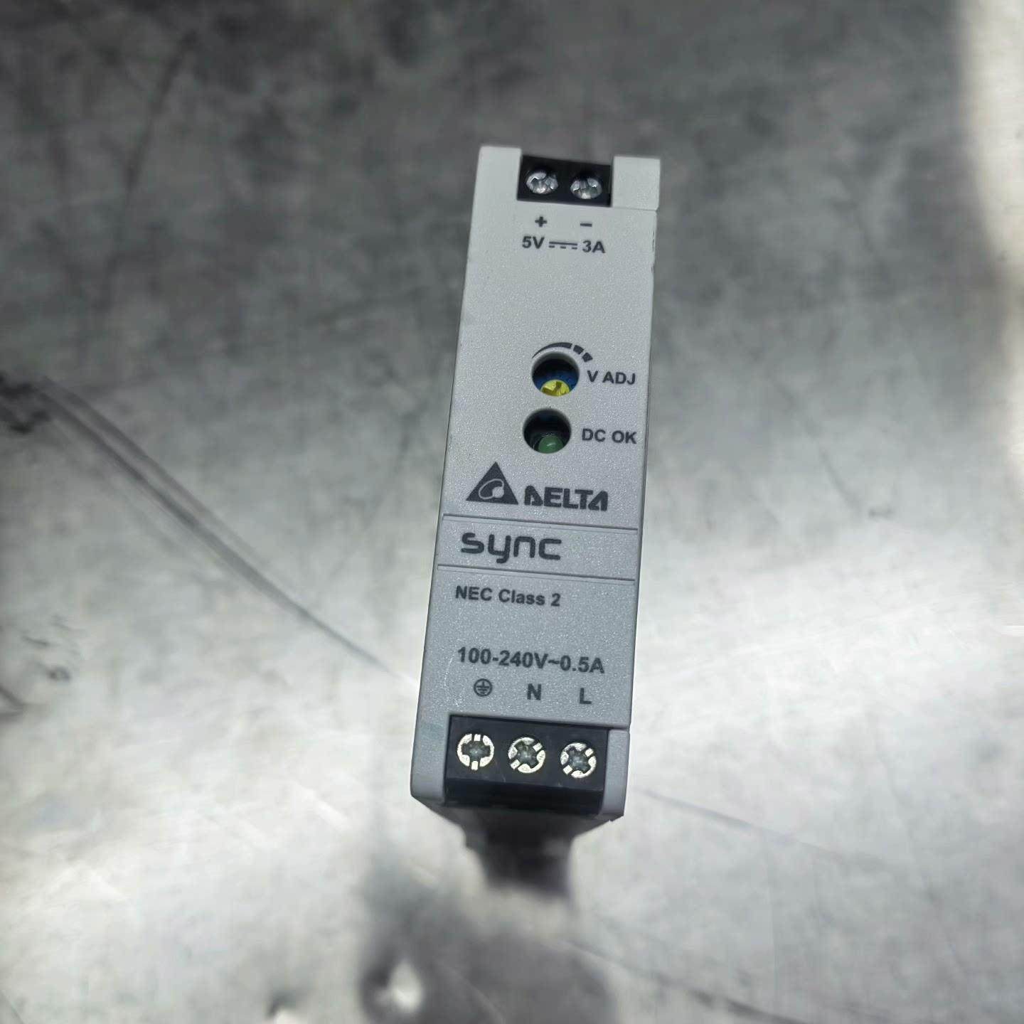 台达电源DRS-5V30W1NZ 图片实物拍摄的 所见即